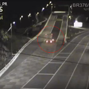 VÍDEO: Caminhão utiliza área de escape na BR-376 após pane nos freios | Imagem: Arteris