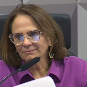 Damares Alves revela câncer; veja o estado de saúde da senadora | Foto: YouTube/Reprodução