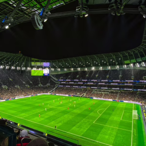 Criciúma empata, Avaí em campo, caso no Figueirense, novo gramado do JEC e Superterça no SCC SBT.| Foto: Banco de imagens Canva