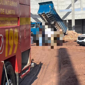 Caminhão em marcha ré atropela e mata homem durante manobra em SC | Foto: Bombeiros de Ilhota/Reprodução