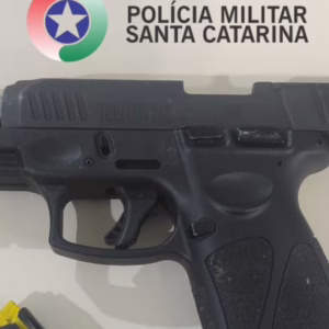 Polícia prende suspeito de disparo que feriu homem em casa noturna de SC - Imagem: reprodução/ PMSC