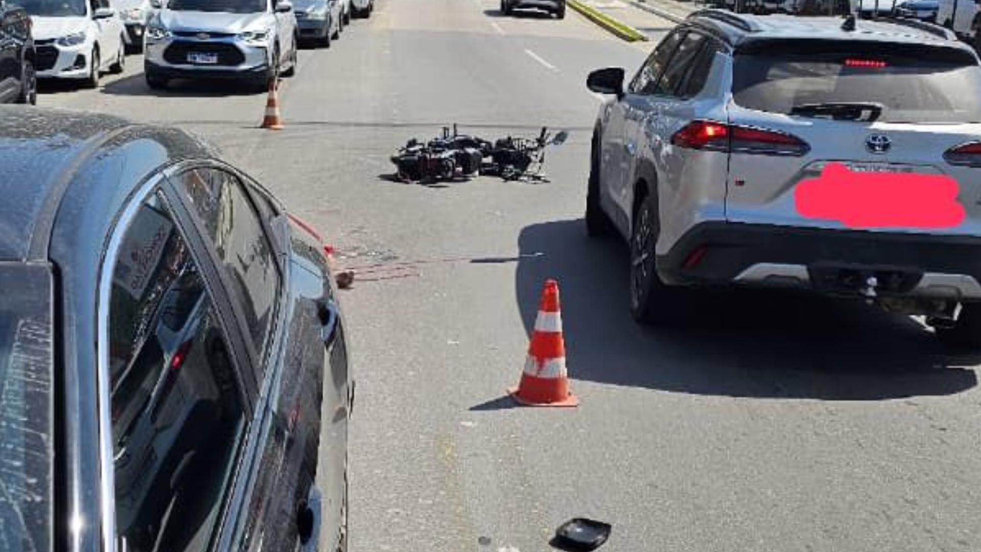 Homem morre após colidir com carro e ser atropelado em  SC- Imagem: reprodução/ CBMSC