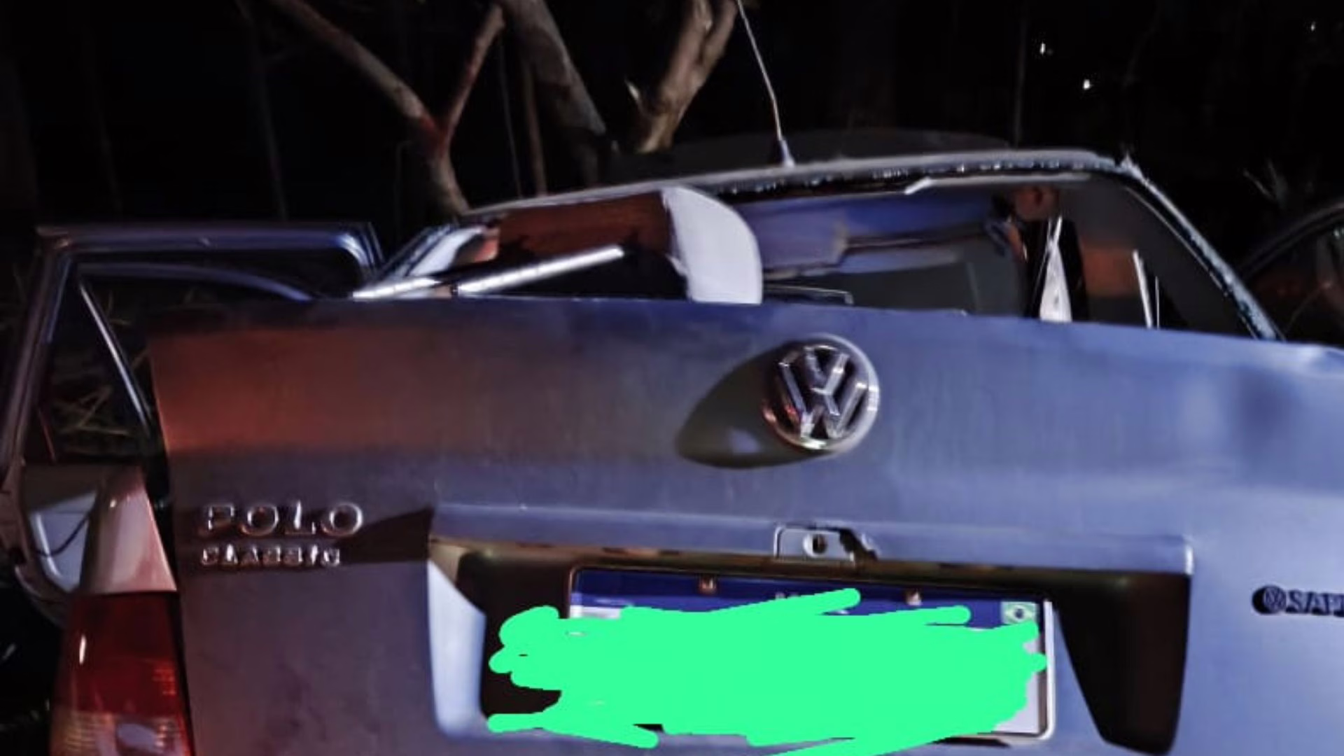 Motorista fica preso em carro após acidente na SC-163 – Imagem: reprodução/ CBMSC