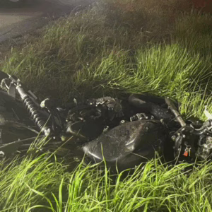 Motociclista morre em colisão frontal com caminhão na BR-282 em SC | Imagem: Corpo de Bombeiros de Campos Novos