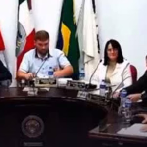 Vereador de SC se confunde, usa expressão sexual e diverte sessão; assista | Foto: Câmara de Witmarsun/Reprodução