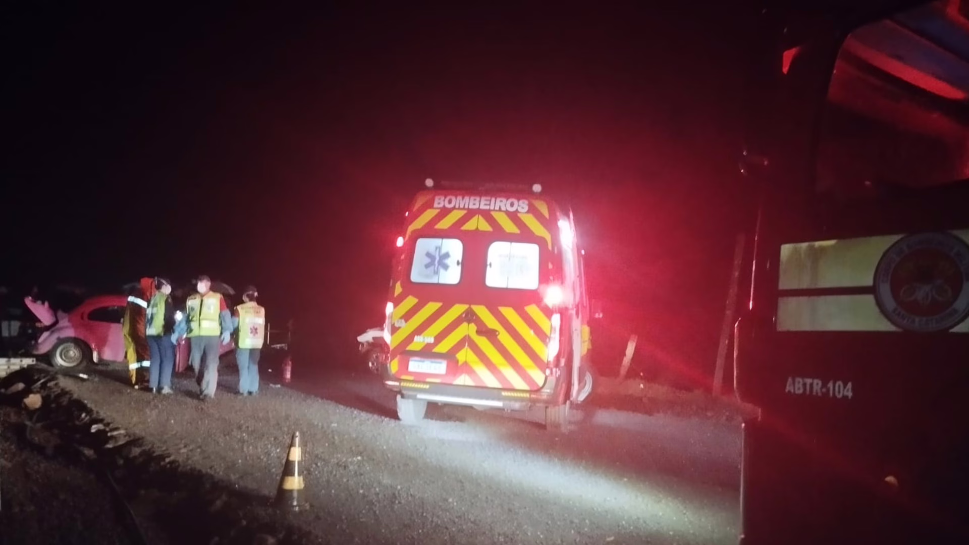 Homem morre preso às ferragens após colisão lateral no Oeste de SC – Imagem: reprodução/ CBMSC