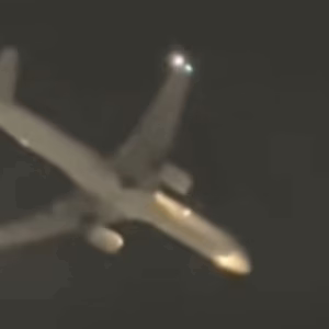 Avião dos EUA pousou em SP com permissão do Ministério da Defesa, segundo aeroporto - Imagem: reprodução/ SBT News