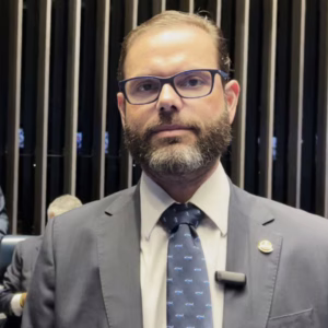 'Isso faz parte da democracia', diz Jorge Seif sobre pedido de impeachment de Alexandre de Moraes | Foto: Assessoria/Reprodução