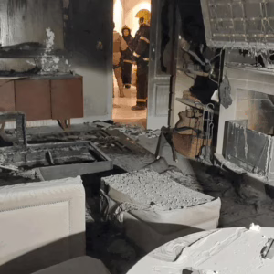 Bombeiros salvam homem e cachorro de incêndio em Lages | Foto: 5º BBM