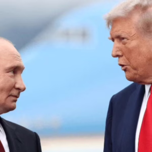 Trump e Putin encerram encontro com impasse sobre cessar-fogo de guerra na Ucrânia. - Foto: Reprodução/Reuters