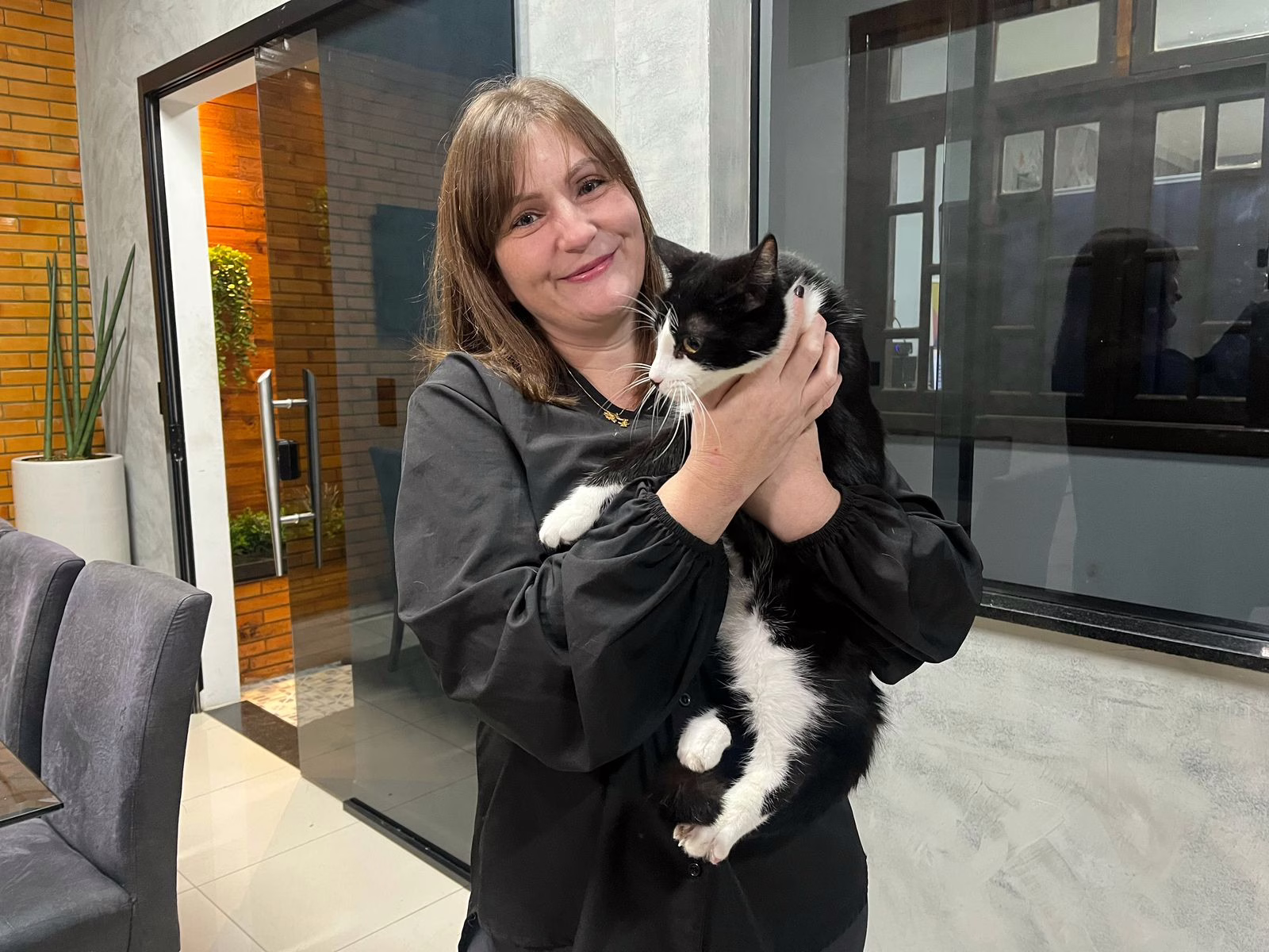 Sistema de monitoramento de animais também ajuda no combate ao abandono de animais |  Natiele Oliveira
