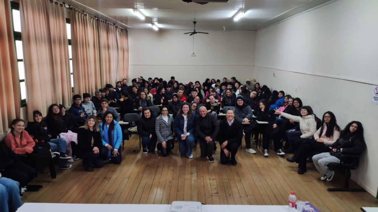 Alunos da Escola de Educação Básica Belisário Ramos