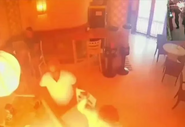Cliente ateia fogo em restaurante após acabar a maionese | Foto: Reprodução/SBT News