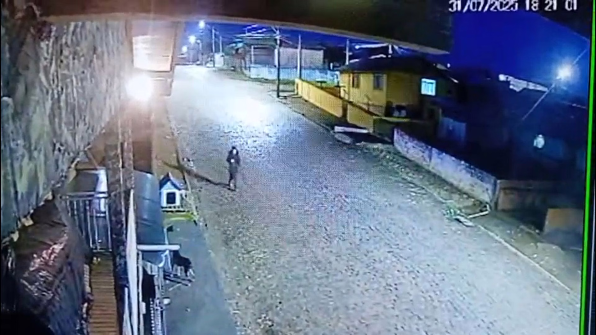 Câmera flagra o que pode ser os últimos momentos de mulher desaparecida em SC. – Foto: Reprodução