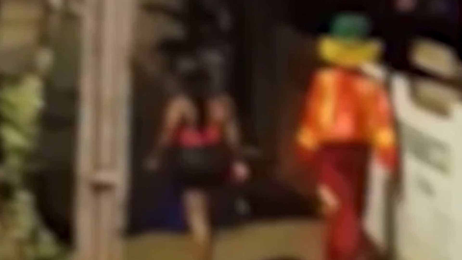 Após tentar assaltar a ‘Carreta Furacão’ homem apanha de Fofão; veja vídeo | Foto: Rede Massa Londrina | Reprodução