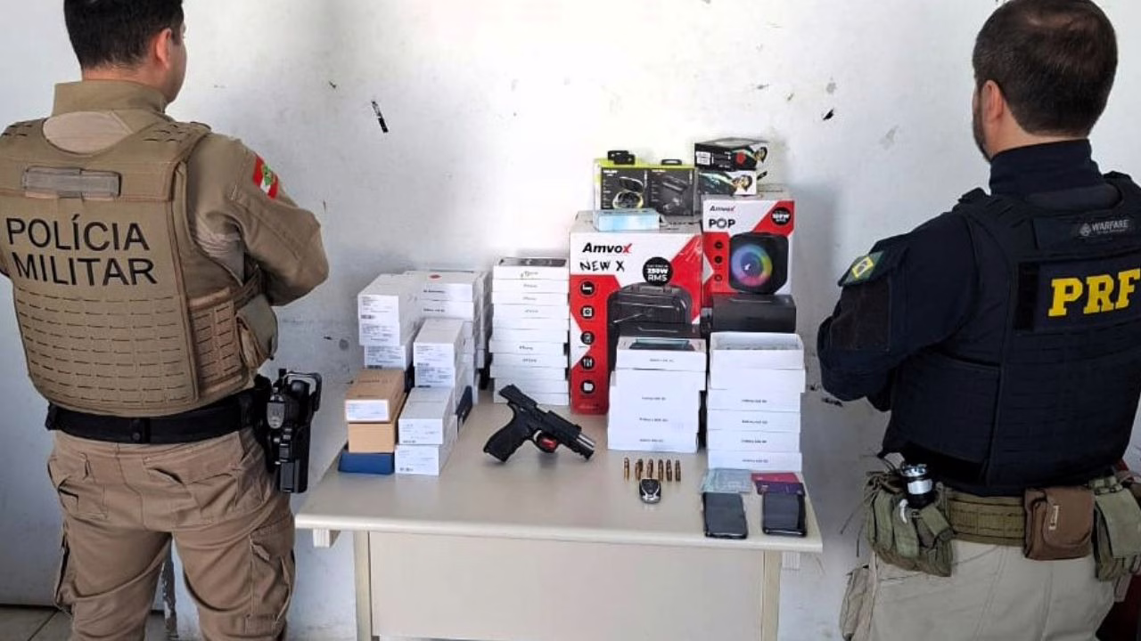 Celulares furtados na Serra são recuperados em operação em Florianópolis | Foto: PMRv