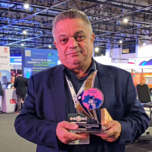 João Rodrigues, prefeito do Chapecó, no Connected Smart Cities | Imagem: Prefeitura de Chapecó/Reprodução