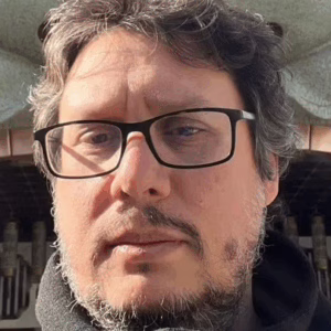 Cineasta brasileiro que morreu em queda de avião documentou tragédia da Chapecoense | Foto: Reprodução/Redes Sociais 