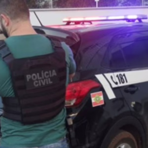 Homem foi preso na tarde de quarta-feira (10) | Imagem: Polícia Civil/Reprodução