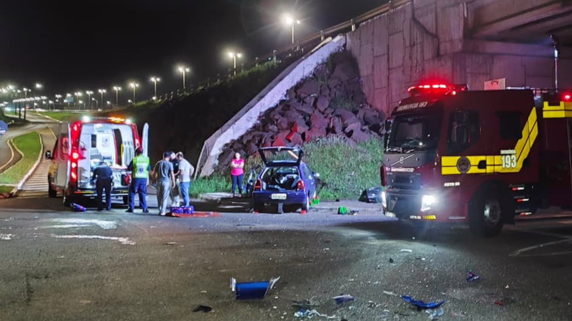 Colisão ocorreu no viaduto de acesso a Chapecó | Imagem: CBMSC/Reprodução