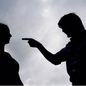 Homem é preso por descumprir medida protetiva e ameaçar a mãe em Lages | Imagem ilustrativa