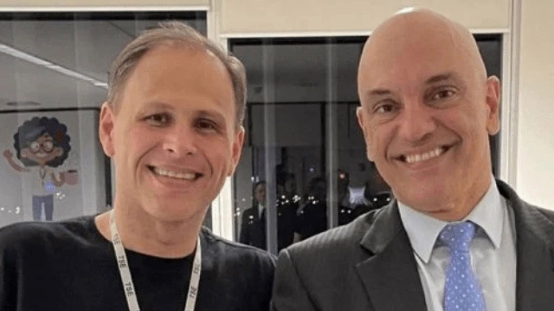Ex-assessor do TSE acusa Alexandre de Moraes de fraude em operação da PF | Foto: reprodução / SBT News Ex-assessor do TSE acusa Alexandre de Moraes de fraude em operação da PF | Foto: reprodução / SBT News