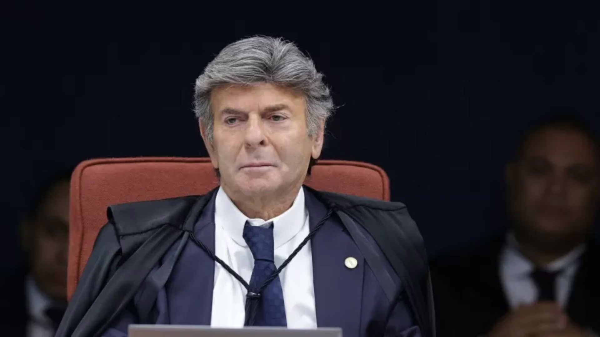 Luiz Fux vota e pede ‘anulação do processo por falta de competência do STF’ | Foto: Rosinei Coutinho/UOL/Reprodução Luiz Fux vota e pede ‘anulação do processo por falta de competência do STF’ | Foto: Rosinei Coutinho/UOL/Reprodução