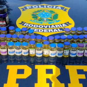 Médica e fisioterapeuta são detidos com anabolizantes e DHEA na BR-282