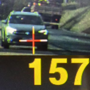 Fiscalização na BR-116 registra motorista a 157 km/h - Imagem: PRF