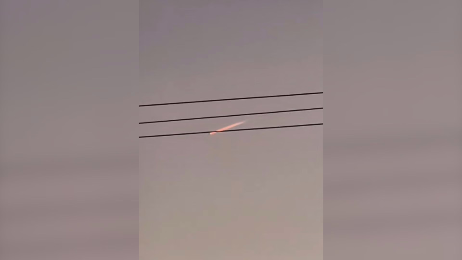 O que se sabe sobre ‘objeto’ avistado no céu de SC; ‘não faltava mais nada’ | Foto: Itajaí Mil Grau/Reprodução