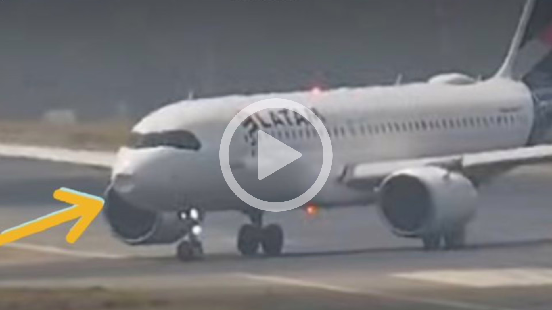 VÍDEO: avião é atingido por granizo após decolar de aeroporto de SC; ‘bico’ da aeronave fica danificado | Imagem: deChapecó / Cedido ao SCC10