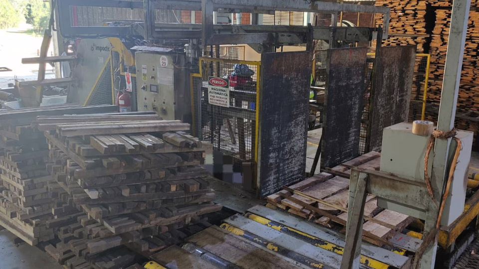 Homem morre em acidente com máquina industrial em SC | Imagem: CBMSC