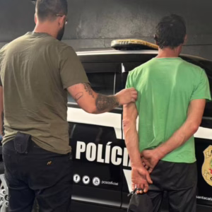Polícia Civil de Lages prende homem condenado por roubo | PCSC