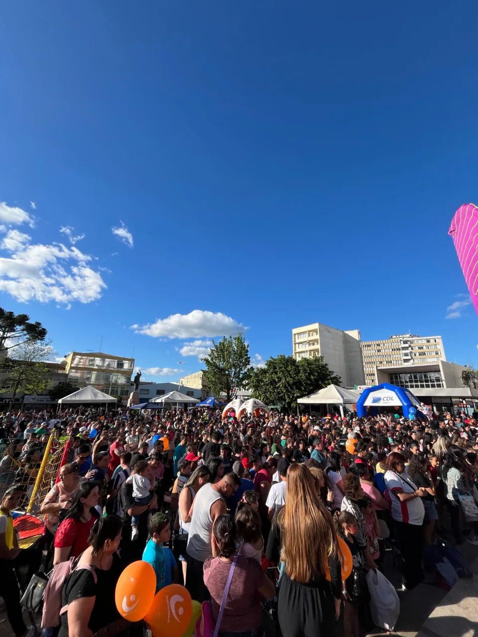 Criança na Praça celebra o mês das crianças com programação especial em Lages
