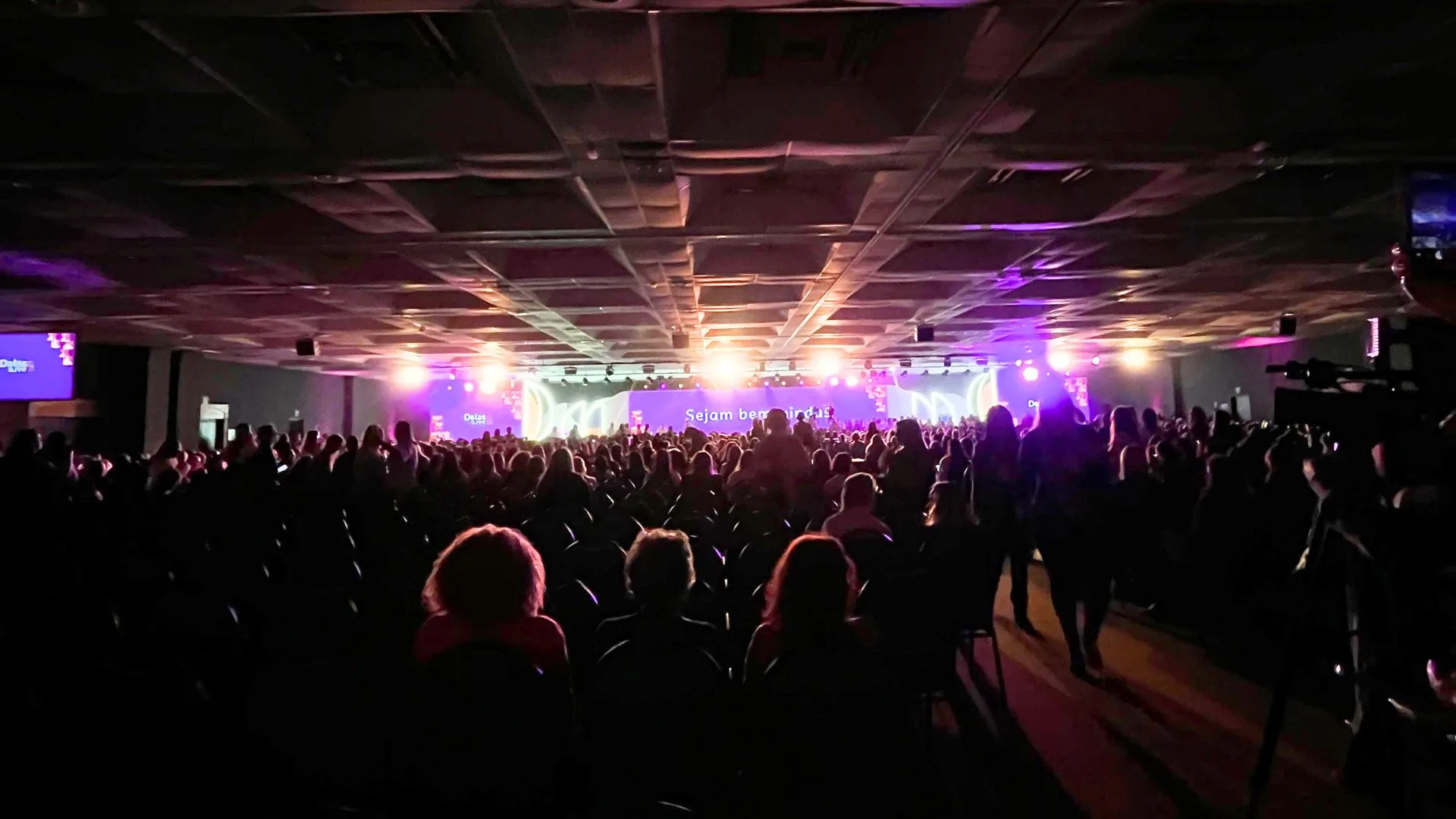 1º dia de Delas Summit inspira mulheres empreendedoras em Florianópolis | Foto: SCC10 1º dia de Delas Summit inspira mulheres empreendedoras em Florianópolis | Foto: SCC10