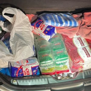 Carro argentino é flagrado com produtos contrabandeados na SC-155