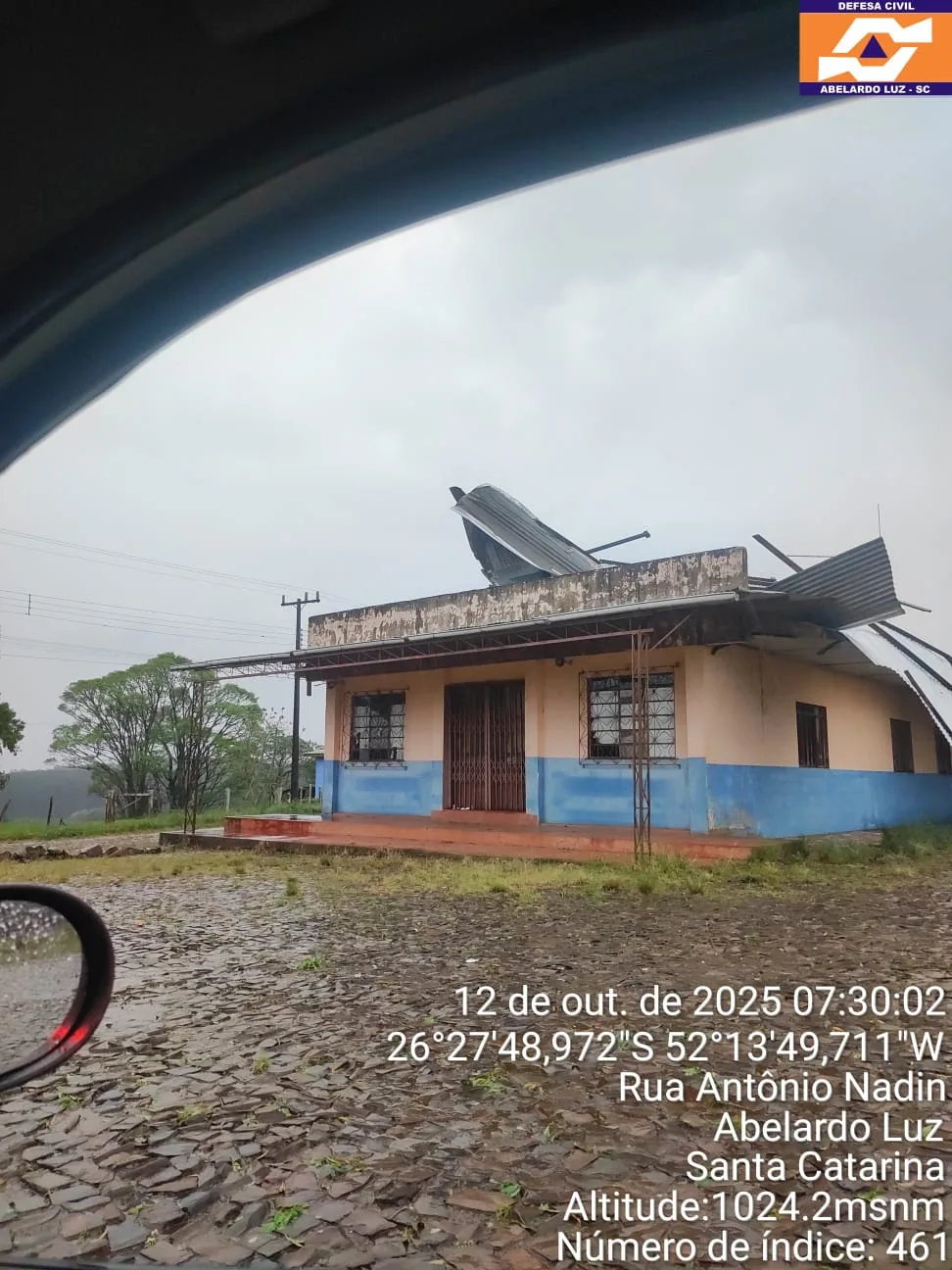 Casas ficaram destelhadas em Abelardo Luz | Foto: Defesa Civil/Divulgação