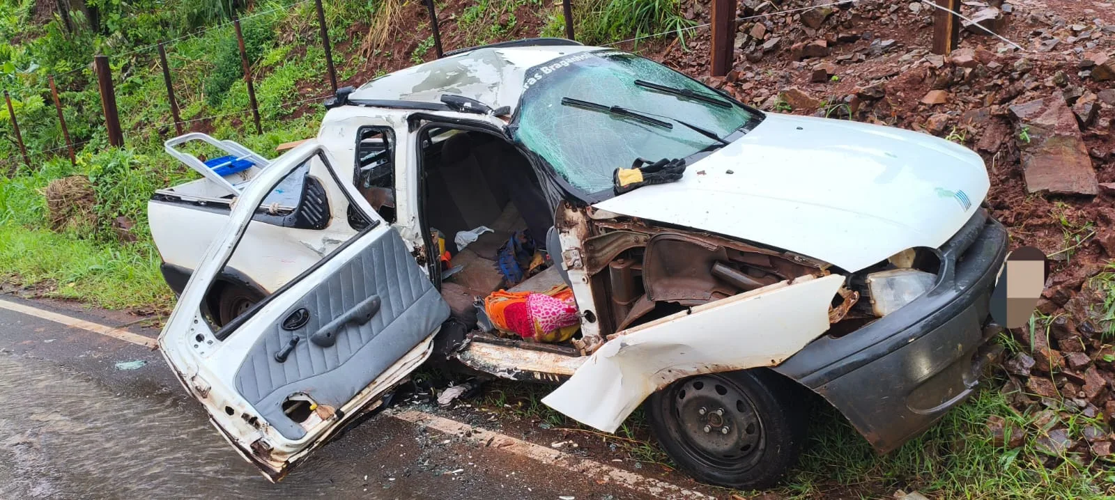 Acidente ocorreu no interior de Palmitos | Imagem: CBMSC/Reprodução