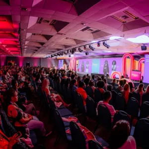 Com espaço kids, Delas Summit 2025 está quase chegando em Florianópolis | Foto: Divulgação