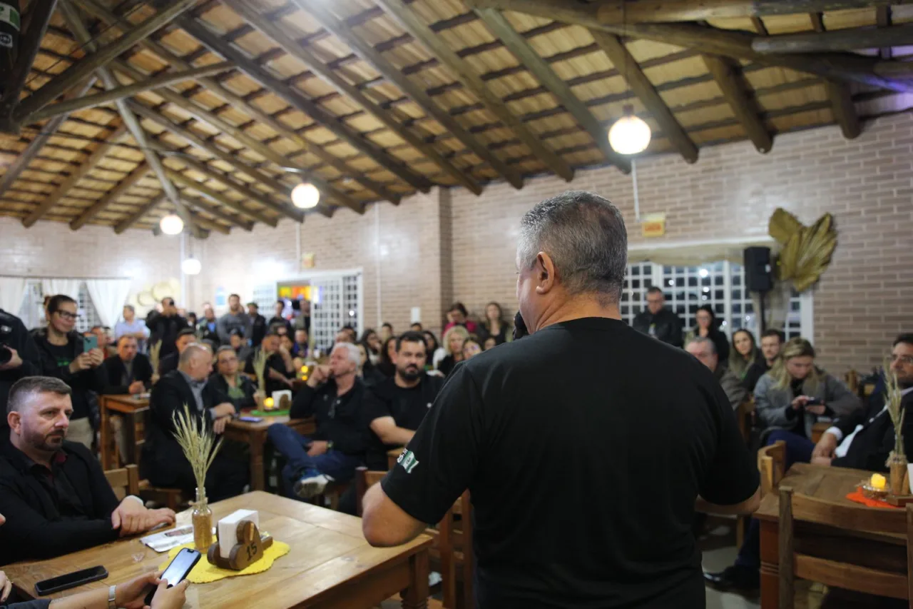 Efapi do Brasil inauguração do Café Colonial Desbrave Chapecó celebra turismo, tradição e sabores