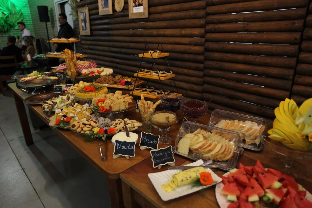 Efapi do Brasil inauguração do Café Colonial Desbrave Chapecó celebra turismo, tradição e sabores