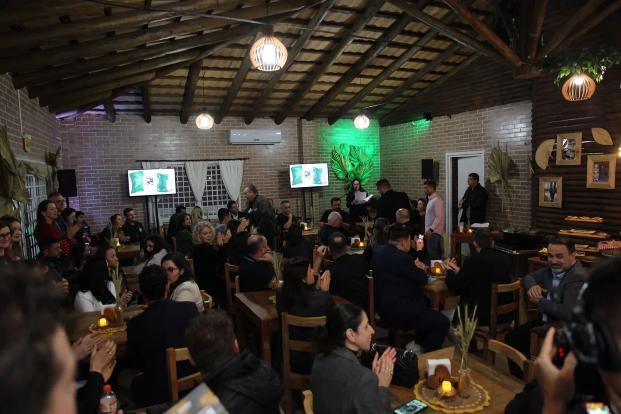 Efapi do Brasil inauguração do Café Colonial Desbrave Chapecó celebra turismo, tradição e sabores
