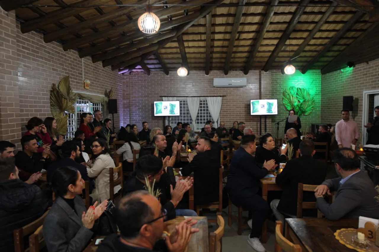 Efapi do Brasil inauguração do Café Colonial Desbrave Chapecó celebra turismo, tradição e sabores