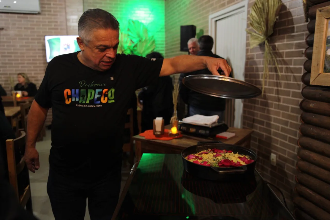 Efapi do Brasil inauguração do Café Colonial Desbrave Chapecó celebra turismo, tradição e sabores