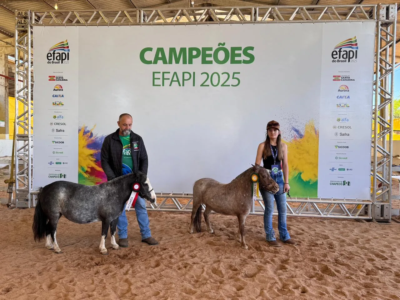 Efapi do Brasil recebe Campeonato Nacional do Mini-Horse