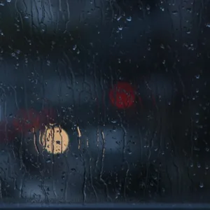 Frente fria traz risco de temporais e rajadas de vento para o fim de semana em SC