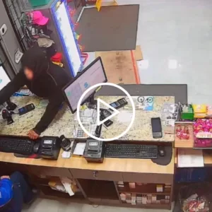 Funcionário é agredido durante assalto em posto de combustíveis em Lages