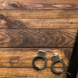 Homem é condenado a mais de 50 anos de prisão por matar a ex-companheira em SC