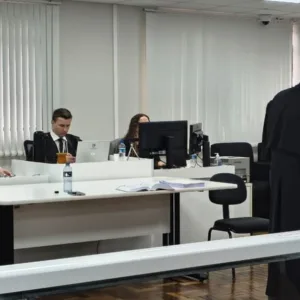 Homem é condenado por ataque que matou mulher e criança em SC