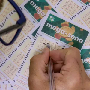 Mega-Sena sorteia nesta terça-feira prêmio acumulado em R$ 67 milhões | Foto: Rafa Neddermeyer/Agência Brasil